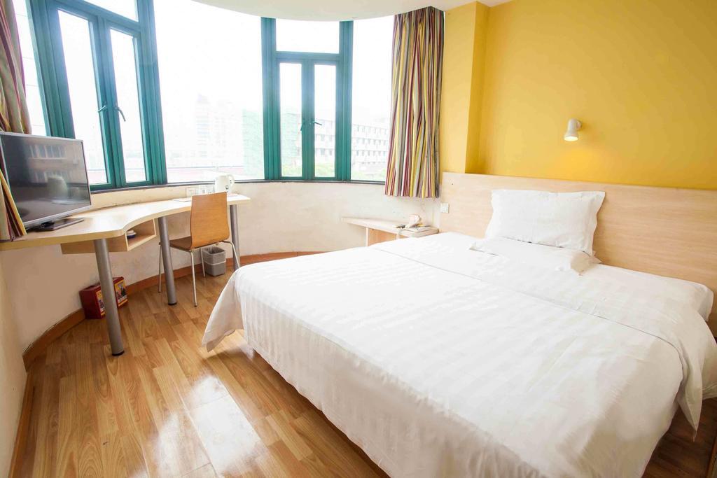 7Days Inn Hangzhou Xiasha Gaosha Subway Station Business Street Chambre photo